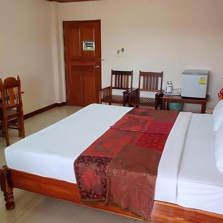 ทรัพย์มุกดา แกรนด์ โฮเทล Submukda Grand Hotel Mukdahan Eksteriør billede