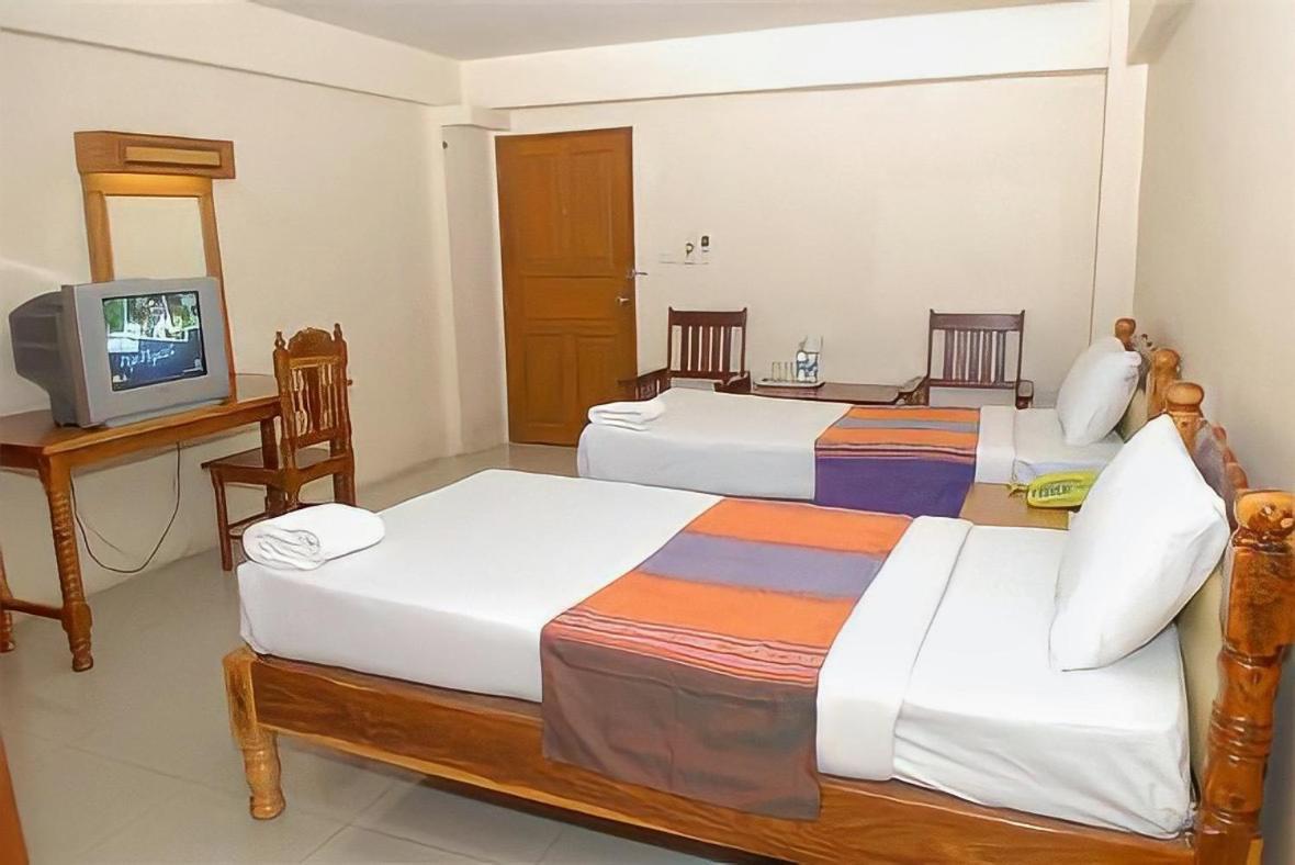 ทรัพย์มุกดา แกรนด์ โฮเทล Submukda Grand Hotel Mukdahan Eksteriør billede